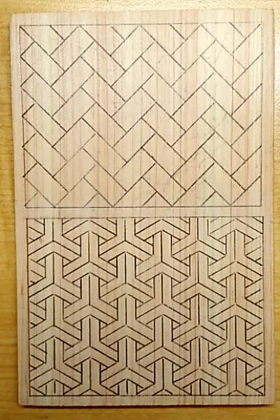 檜垣と組亀甲の下絵を写す