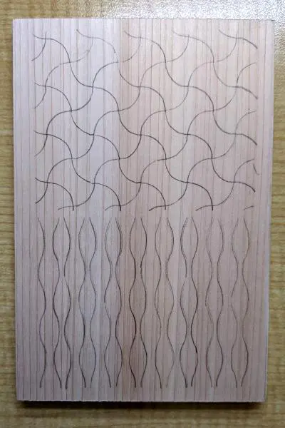 分銅繋ぎ、立涌を木に写す