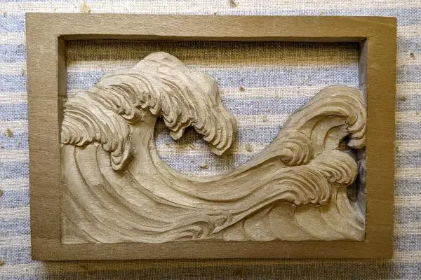 文様の彫り方 その17 ～波～ | 木彫のホリビト