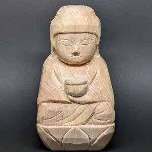 素人でも彫りやすい仏像-薬師如来坐像