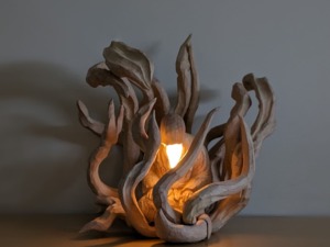 木彫「芽生え」